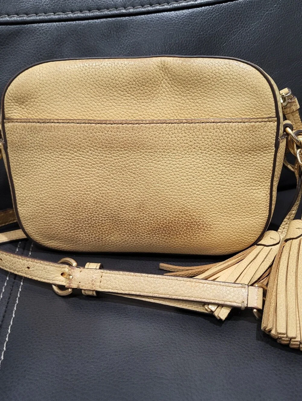 Tory Burch Mcgraw Camera Bag Pebbled Leather Crossbody in Yellow
